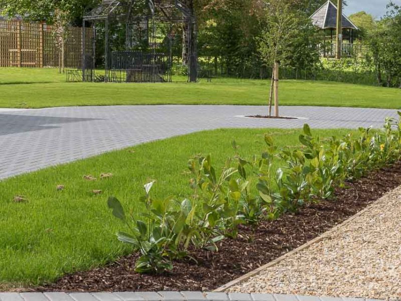 Maddie Dineen Garden Design 161019